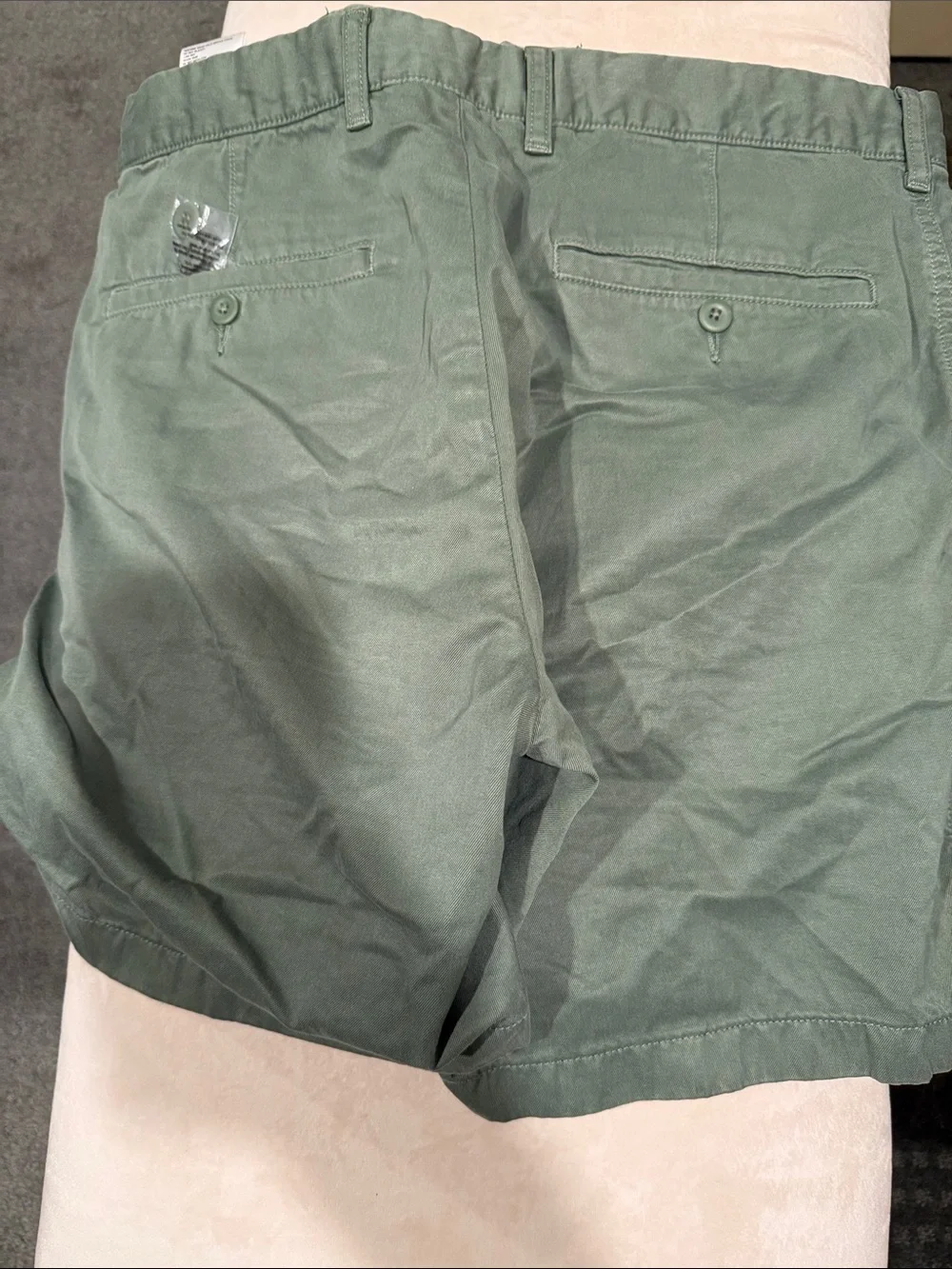 Uniqlo Men's Olive Green Cotton Flat-Front Shorts
